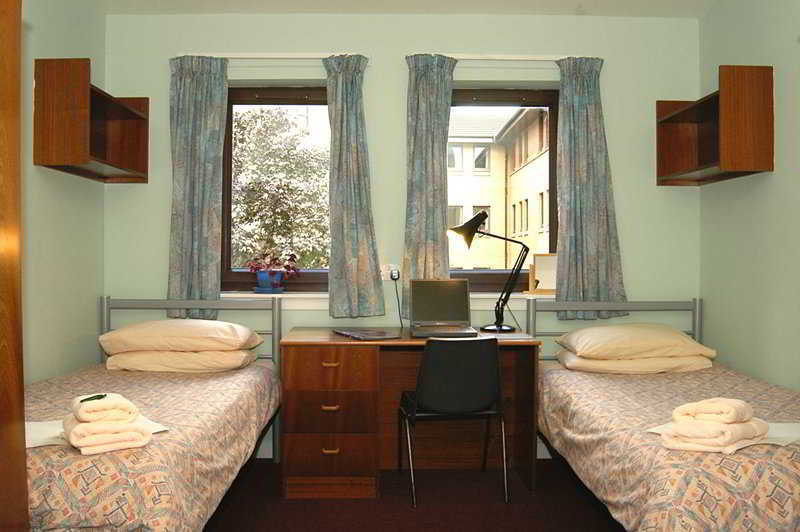 Cairncross House Apart otel Glasgow Dış mekan fotoğraf